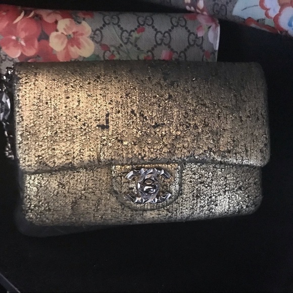 AUTHENTIC CHANEL Mineral Nights Clutch Gold Black Lambskin Wristlet Circa 2012 - Picture 15 of 15